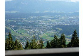 Austria Privát Treffen am Ossiacher See, Eksterjöör